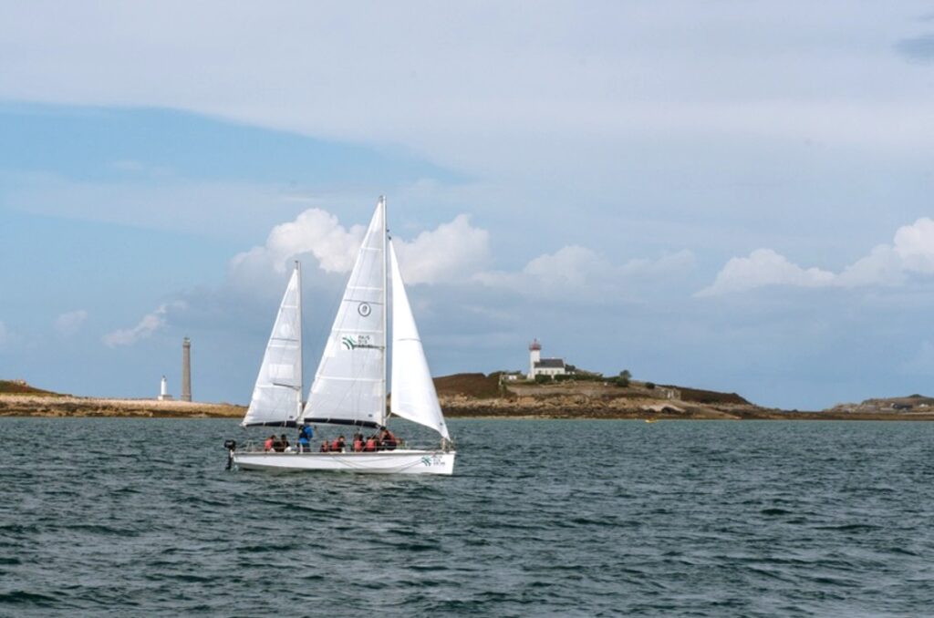 Sortie en voilier en Bretagne, Aber Wrach, pendant vos vacances à Landéda, gite Ty Bernhel
